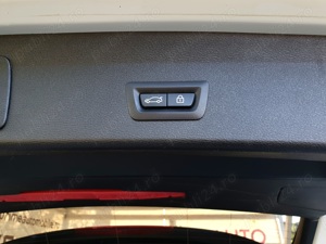 BMW X1 X-Drive 25D M - Sport Paket Automatic Navigatie 3 Moduri condus Trapa panoramica Xenon+LED - imagine 19