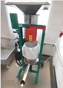 Linie suc capacitate 150 litri ora - imagine 3