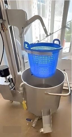 Linie suc capacitate 150 litri ora - imagine 2