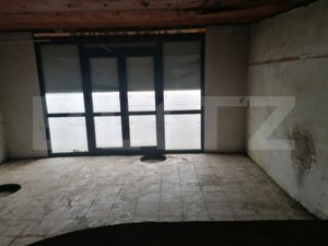 Spatiu comercial 140 mp cu vad foarte bun in Alba Iulia - imagine 6