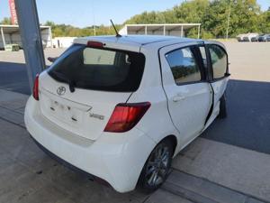 Dezmembrez / dezmembrari piese auto Toyota Yaris KSP130 motor 1.0B 1KR-FE an 2015 - imagine 4