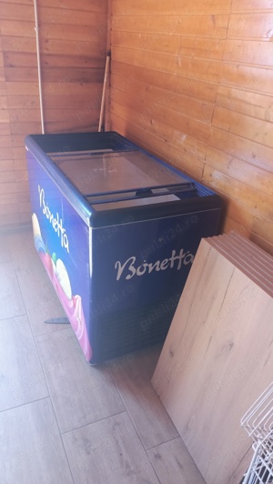 Ladă frigorifică înghețată 