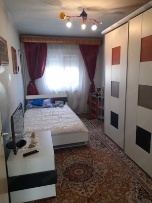 Nou si vechi intr-un apartament cu 3 camere in str. Tarinei. 42.500euro - imagine 3