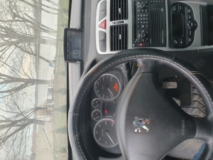 Dezmembrez Peogeot 307 diesel an 2004 - imagine 2