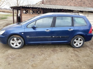 Dezmembrez Peogeot 307 diesel an 2004 - imagine 3