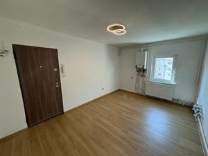 De vanzare apartament 2 camere Zona Soarelui - imagine 2