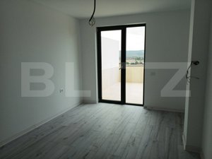 Penthouse in bloc nou, zona cetate - imagine 4