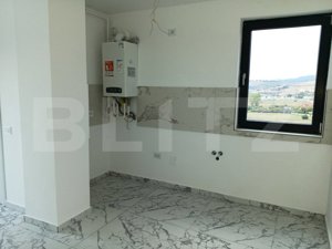 Penthouse in bloc nou, zona cetate - imagine 3