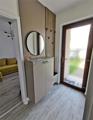 Duplex - dormitor pe plan - toate utilitatile - imagine 3