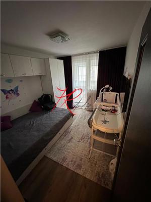 Vanzare apartament 3 camere Tei, Total renovat mobilat - imagine 8