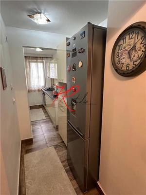 Vanzare apartament 3 camere Tei, Total renovat mobilat - imagine 7