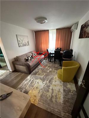 Vanzare apartament 3 camere Tei, Total renovat mobilat - imagine 4