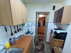 Vanzare apartament 3 camere, semidecomandat, zona Big, Manastur - imagine 9