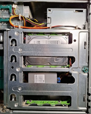 PC Fujitsu Esprimo QuadCore Q9400, SSD - imagine 3