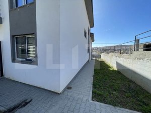 Duplex la vanzare in Campenesti in zona centrala - imagine 5