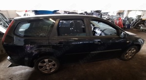 Dezmembram Ford Focus 2 Combi - imagine 7