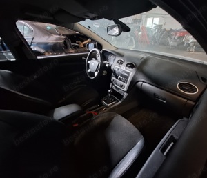 Dezmembram Ford Focus 2 Combi - imagine 6
