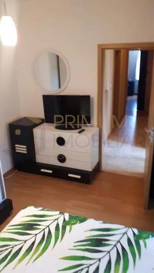 Apartament 3 camere - Zona Spitalului Judetean - Centrala proprie - imagine 2