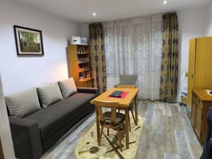 Apartament de vanzare, Brad - imagine 2