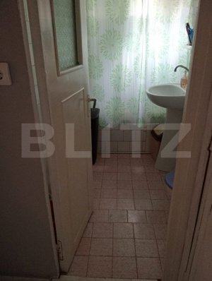 Apartament cu 2 camere de vanzare,48 mp, zona Bradet - imagine 6