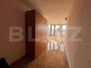 Casa cu 7 dormitoare, în regim P+E+M, 300 mp și 250 mp curte, în zona centrală - imagine 9