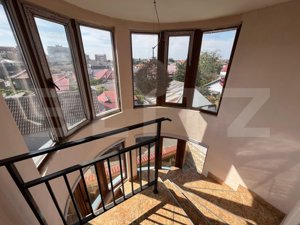 Casa cu 7 dormitoare, în regim P+E+M, 300 mp și 250 mp curte, în zona centrală - imagine 10