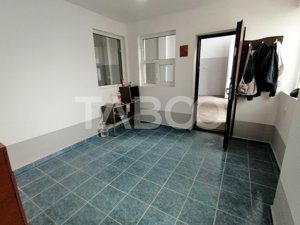 Spatiu comercial pe 2 niveluri cu vad 440 utili zona Terezian Sibiu - imagine 10