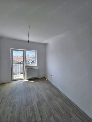 Intabulat - Apartament cu 3 camere finisat la cheie, et. III, str Brana - imagine 5