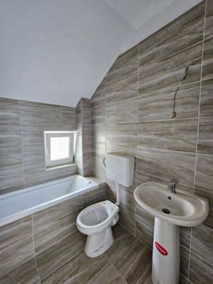 Intabulat - Apartament cu 3 camere finisat la cheie, et. III, str Brana - imagine 7