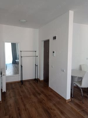 Inchiriez apartament in Floresti - imagine 4