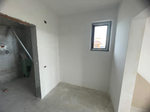 Agigea  - Dinu Cocea - Casa P+1E amplasata pe 570 mp teren. - imagine 4