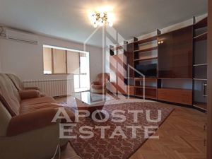 Apartament 4 Camere, 2 bai, Complexul Studentesc - imagine 2