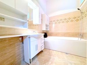 Apartament Modern cu 4 Camere în Inima Timișoarei - imagine 14