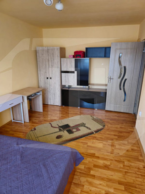 Apartament 2 camere, etaj 3, zona bazei sportive - imagine 3