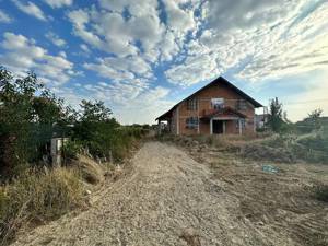 Casa de vanzare la rosu in Bacau, Magura - imagine 4