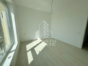 Apartament cu 3 camere si 2 bai,dressing, bloc cu lift la asfalt Giroc - imagine 13