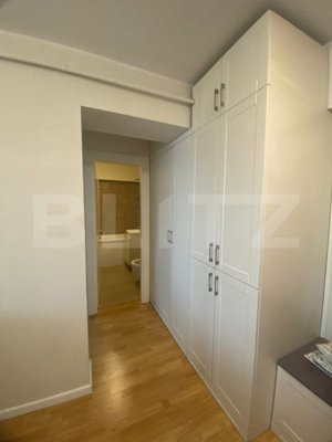 Apartament 2 camere, etaj intermediar, zona Catedrala - imagine 6