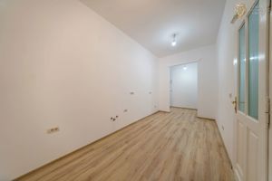 Apartament 2 camere ultracentral de vanzare - imagine 6