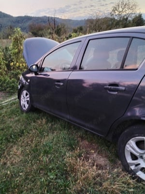 Opel corsa D 1.3 tdci 2008 avariata sau dezmembeez - imagine 2