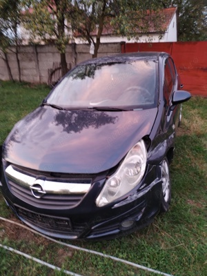 Opel corsa D 1.3 tdci 2008 avariata sau dezmembeez - imagine 5