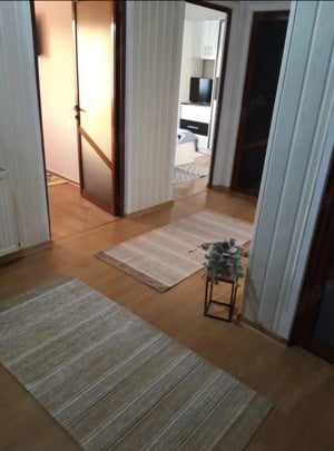 vand apartament cu 3 camere - imagine 10