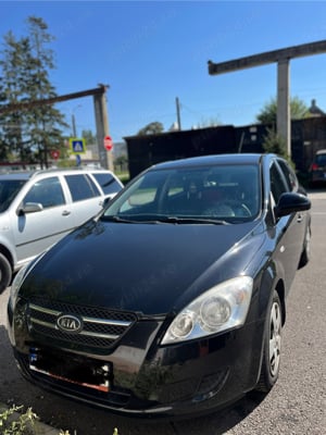 Kia Ceed 1.4 benzina - imagine 3