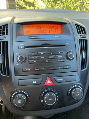 Kia Ceed 1.4 benzina - imagine 4