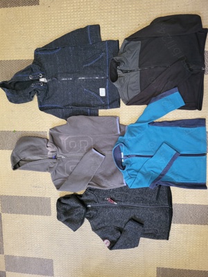 Lot de haine băieți 5 hanorace măsura 104 pt 3-4 ani