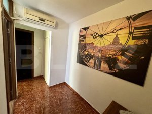 Apartament 3 camere, 2 bai, decomandat, 68 mp utili, etaj 2, zona centrala - imagine 14