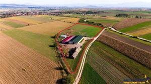 FILM! 18.000 mp,extravilan,agricol+constructii, recomandat:ferma,investitii agricole,Rotbav,Brasov - imagine 2