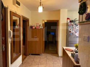 Apartament, 3 camere,68 mp, Micro 17 - imagine 3