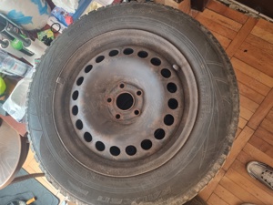 4 cauciucuri de iarna 195 70 16 cu jante de tabla 5x105 de opel Moka aproape noi la 800 lei toate 4 