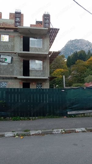 Vanzare apartam de 2 camere si un penthouse de la dezvoltator Valea Cerbului Busteni-parcare inclusa - imagine 5