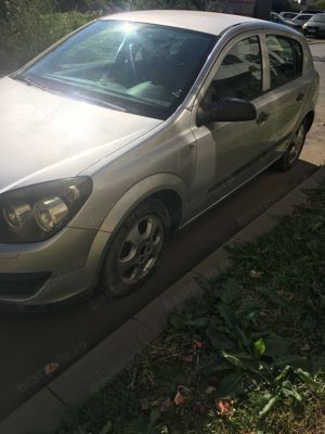 de vanzare o astra h functionala  pret 1000 euro FIXXXX  motor  1.3  - imagine 6